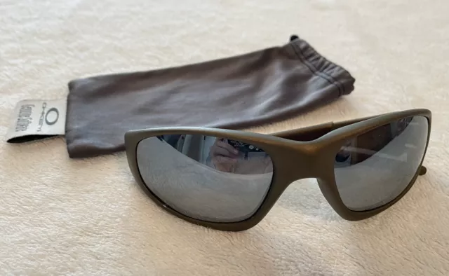 Oakley Straight Jacket Metallic Sand Sunglasses - Black Iridium - NICE