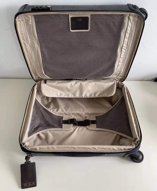 Tumi Tegra Lite Max Short Case 28721BT Luggage Trip Travel Bag 4 Wheel Suitcase