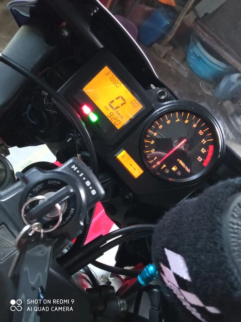 Vendo o permuto con auto storica Honda CBR 900 RR Fireblade "929"