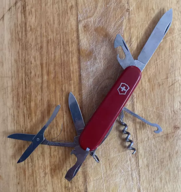 Victorinox Swiss Army Climber Knife Red Used Excellent Condition
