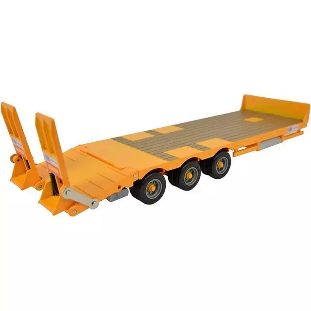 Britains 1:32 Kane Replica Yellow Low Loader Collectable Farm Toy