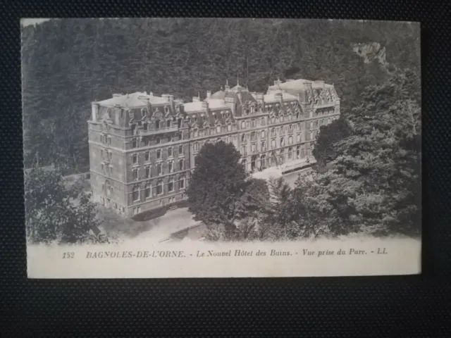 CPA 61 BAGNOLES-DE-L'ORNE - Le Nouvel Hôtel des Bains - Vue Prise du Parc