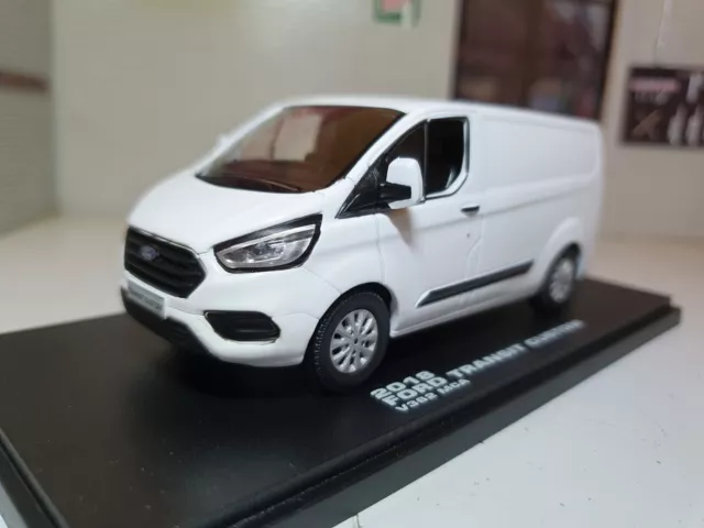 1:43 Ford Transit Custom White Van Oxford Greenlight Diecast 2018 Scale Model