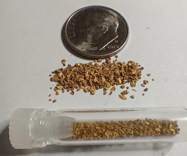.5 grams small gold flakes