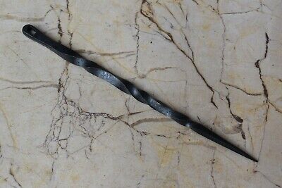 Vtg blacksmith hand forged iron twisted spike fid spiral sailing boating tool
