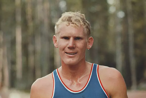 MEXICO OLYMPICS AMERICAN Long Distance Runner Tracy Smith Old Photo EUR ...