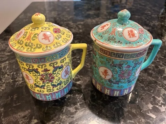 Vintage JINGDEZHEN Chinese Wanshou Porcelain Tea Cup & Lid set of 2 yellow green