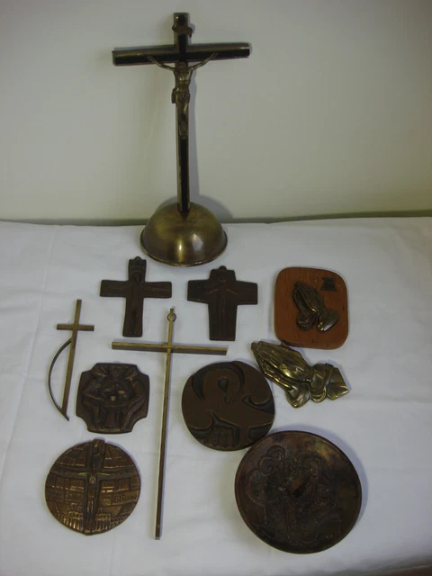 11 Religiöse Christliche Bronze Messing Kreuze und Kerzenhalter Komunion Firmung