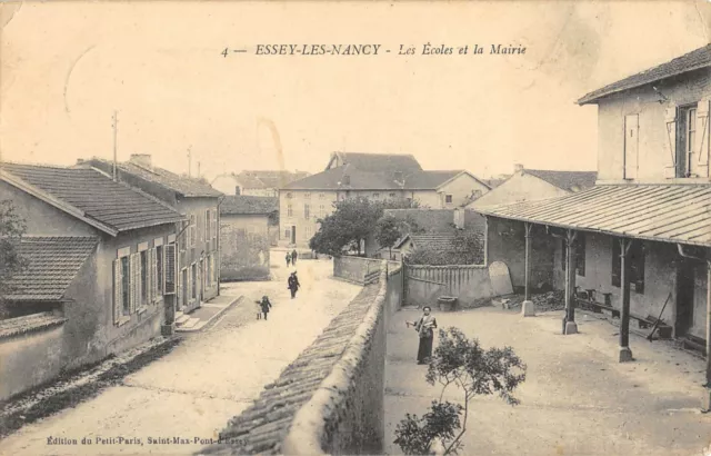 Cpa 54 Essey Les Nancy Les Schools Et La Mairie