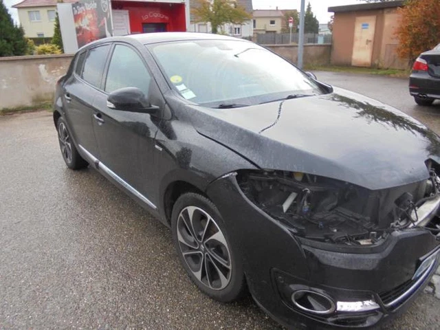 TABLEAU DE BORD Renault Megane III Berline (BZ) 2015 681007196R EUR 202