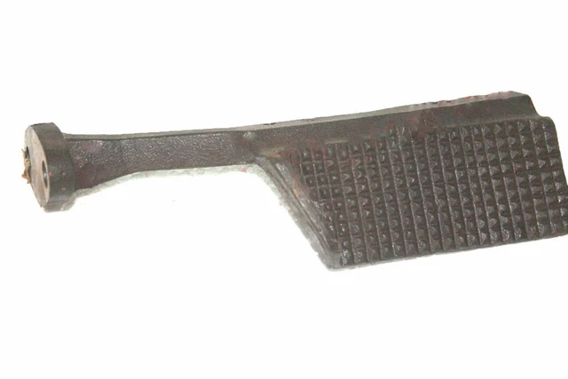 Massey Ferguson Gauche Main Repose-Pieds 240 241 250 20D 20F 30E 40E 1672928M4@