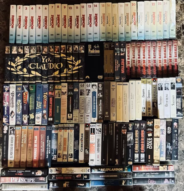 Lote de Peliculas VHS que incluye tanto clásicos de Disney como otros clásicos