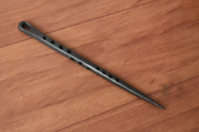 Vtg blacksmith hand forged iron spike fid spiral sailing boating tool 5.6"