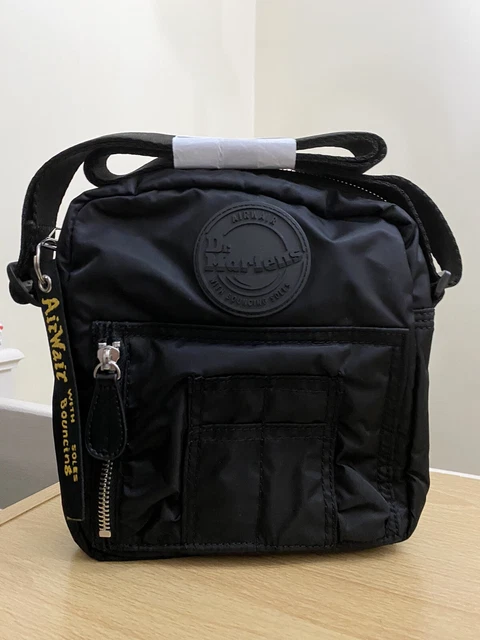 Dr martens small deals flight bag