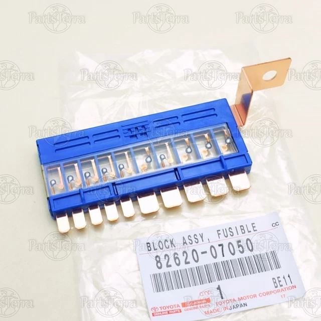 GENUINE TOYOTA RELAY Box Fusible Link Block Assembly AVALON CAMRY 82620