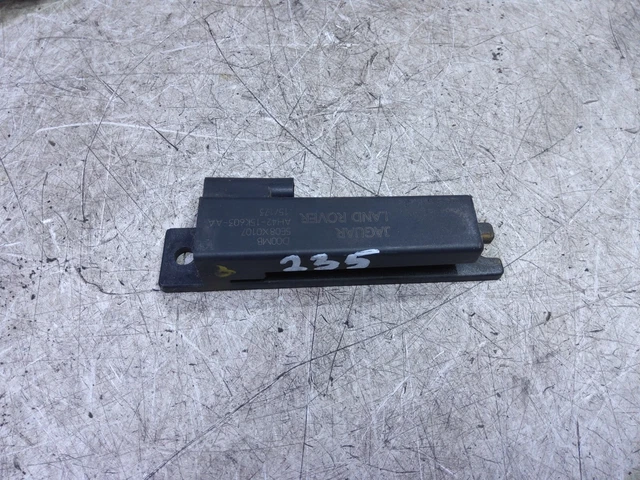 Jaguar XE X760 R-Sport 2.0D Keyless Entry Antenna AH42-15K603-AA 2015