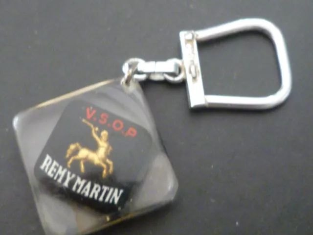 PORTE CLÉ BOURBON  Key Ring  vsop remy martin  avec traces