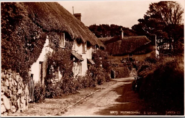 Devon, Mothecombe thatched cottage - unposted RPPC