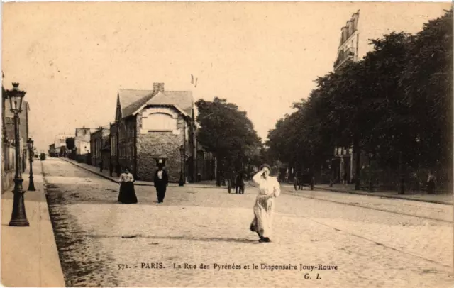CPA AK PARIS 20e La rue des Pyrenées et le Dispensaire Jouy-Rouve (537957)