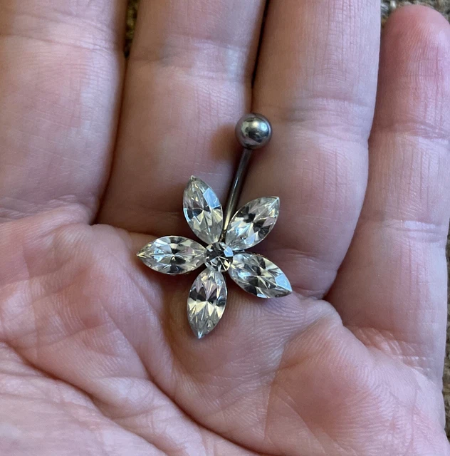 Silver Metal Crystal FLOWER Costume Stomach Belly Button Naval Piercing Unused