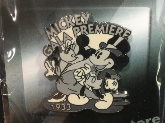 2001 Disney Store 100 Years of Dreams Pin # 9 Mickey’s Gala Premiere 1933 New