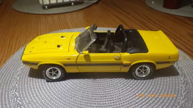 1969 Shelby GT-500 Yellow 1/18 Ertl DieCast American Muscle USED NO BOX or Mount