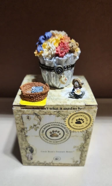 Boyds Bear Flora's Bloomin' Bunch W/ Daisy McNibble Treasure Box 82510 NIB