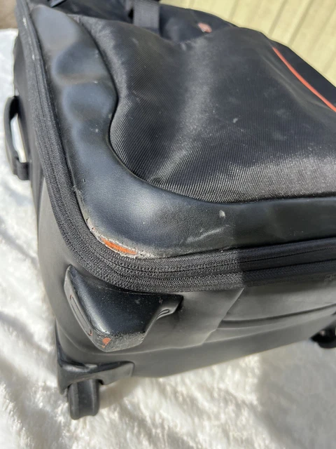TUMI T TECH SUITCASE CARRY ON BLACK Ballistic Rolling Carry UPRIGHT 5622D 23" 9