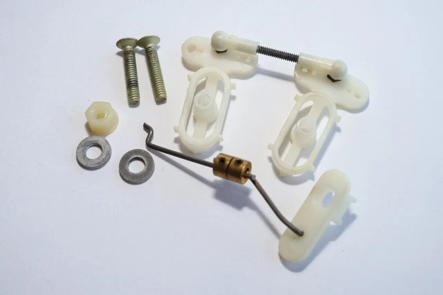 King Pins (axes De Direction) Team Associated Avec Clips Et Entretoises - Réf. 6223 Pour RC10 1:10, Neuf Japon