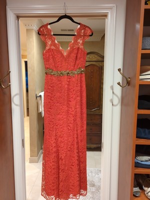 marchesa notte dress In Red Orange Color , With Gold Detail Embelishment, Size 6