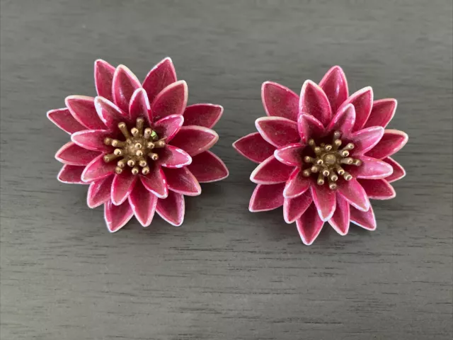 Vtg 1930'S Crown Trifari 3D Celluloid Ges Gesch Gold Tone Red Flower Earrings