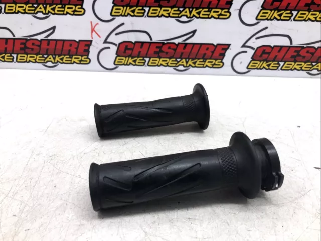 ♻️ Yamaha Yzf-R1 5pw 2002 - 2003 Throttle Tube Handlebar Grips ♻️