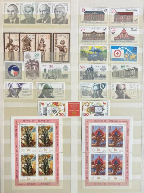 1 Seite DDR Briefmarken mit Blöcken Blöcke  postfrisch wie abgebildet 556