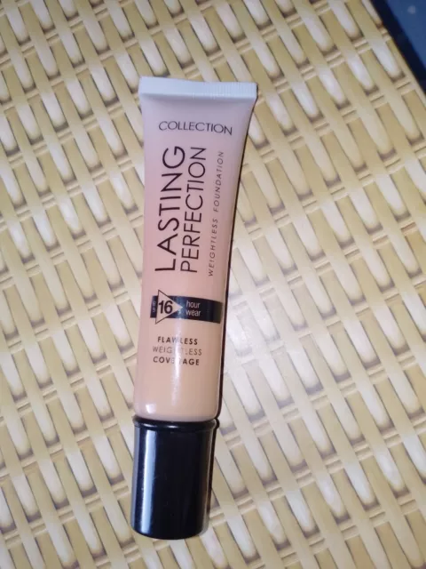 Collection Lasting Perfection Weightless Foundation - Warm Caramel