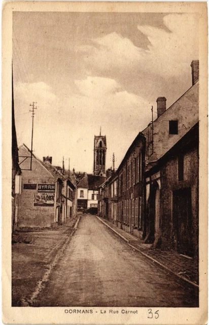 CPA DORMANS La Rue Carnot (491618)