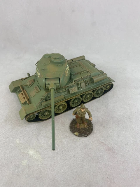 Corgi North Korean T-34/85 Medium Tank -16th Armored Brigade, Korean, 1950 1:50