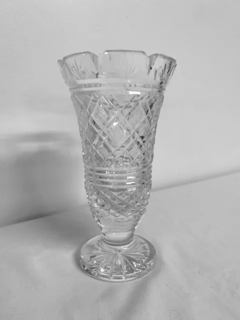 Waterford Crystal Georgian Footed Strawberry Criss Cross Cut 7" Flared Vase