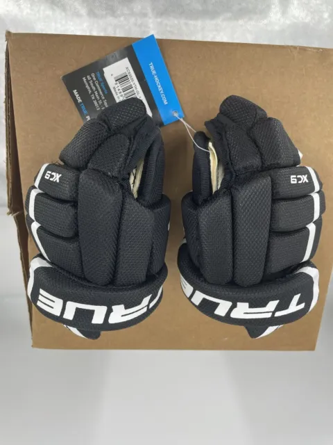 True XC9 2020 Youth Hockey Gloves Blacl size 8”
