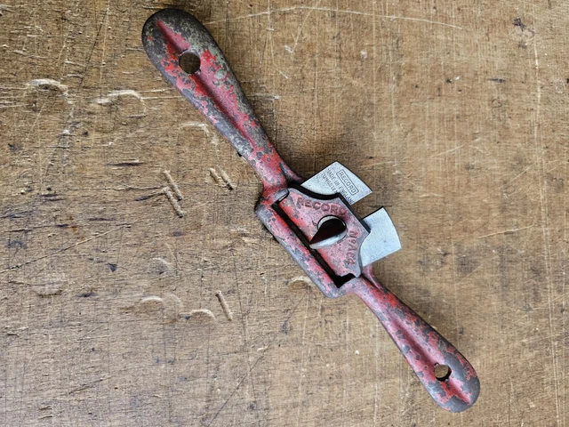 Vintage Record A64 Flat Bottom Spokeshave 2
