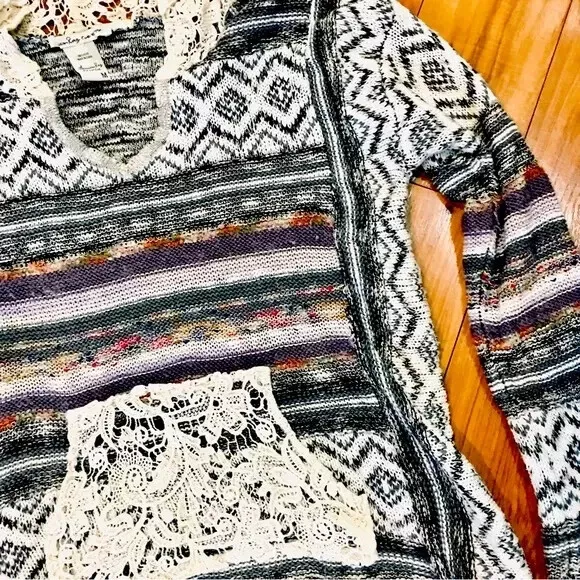 American Rag CIE boho crochet sweater striped stripes lace hoodie pocket medium 2