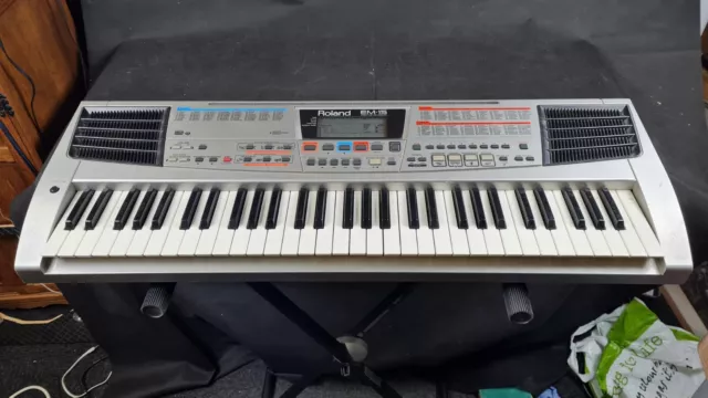 Roland EM-15 Electronic Keyboard With Stand G224
