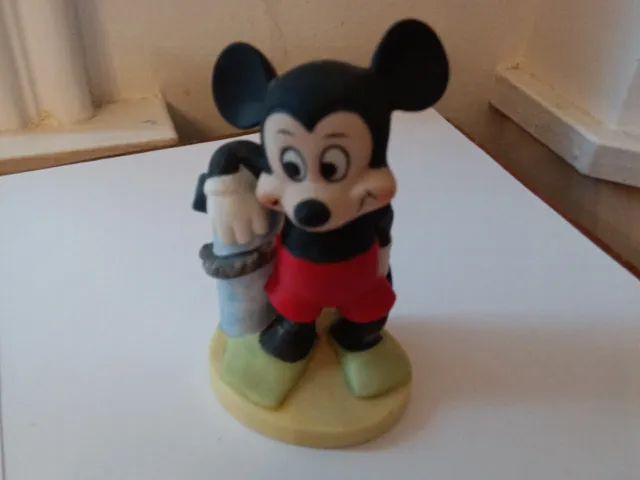Mickey Mouse Scuba Diving Porcelain Figurine A7