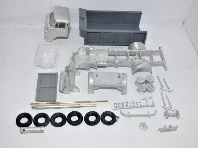 PROMOD 1/50TH SCALE Truck Kits Commer Maxiload 4 Wheel Tipper Truck ...