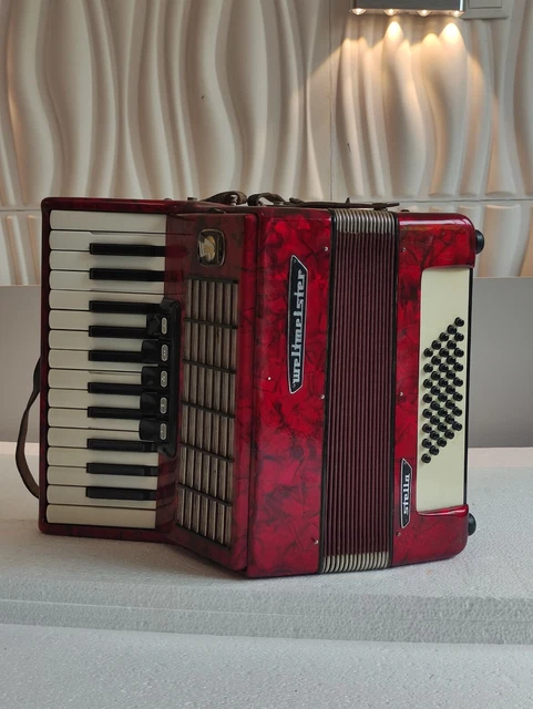 Piano accordion akkordeon WELTMEISTER  STELLA 40 bass.