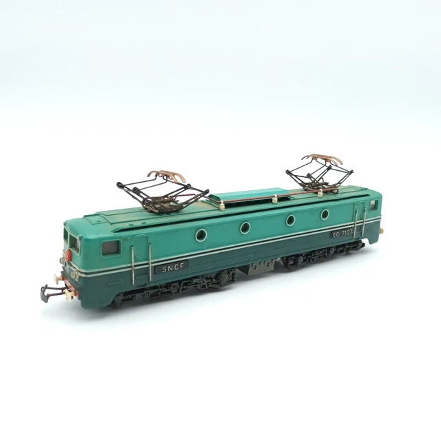 ref.340 - ho- 1/87 - JOUEF 5445 - LOCOMOTIVE CC 7107 av. éclairage