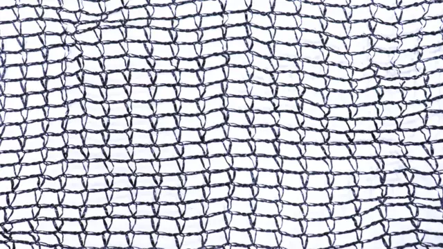 Deluxe 20 x 30 Bird Barrier Net-barricade netting-predator control -UV treated 2