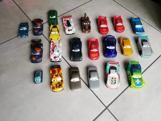 Disney Pixar Lot De 22 Voitures Cars Jumbo Xxl 1/43