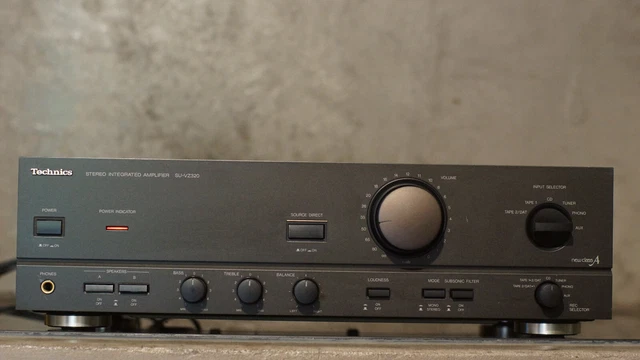 Lot Ampli Intégré + Platine Cassette Technics SU-X320 Et RS-X320 – Noir – Occasion