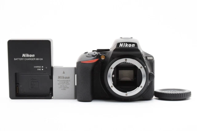 ショット数19274回】Nikon D5600 ボディ