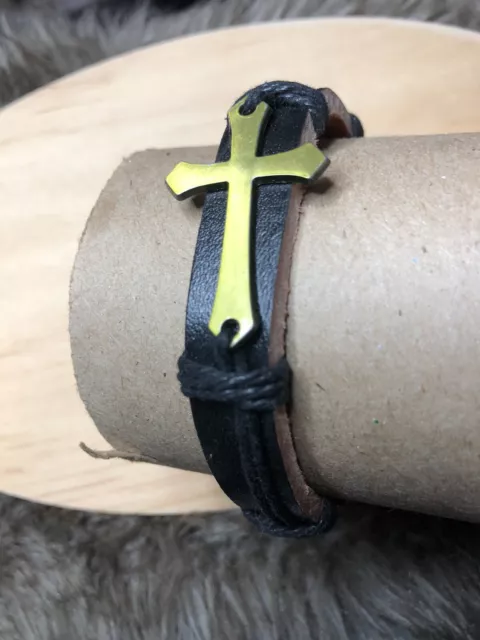 Pulseras Para Hombre Religión Aleación Cruz Cuerada Cuero Brazalete Fina De Moda